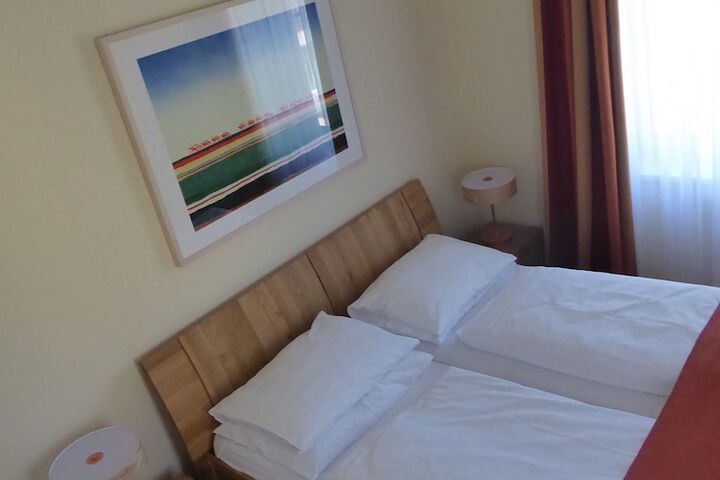 Room 19 of 56