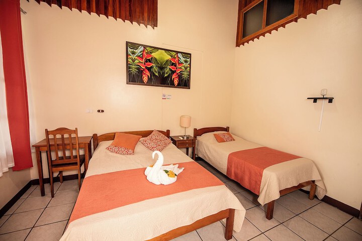 Room 9 of 23