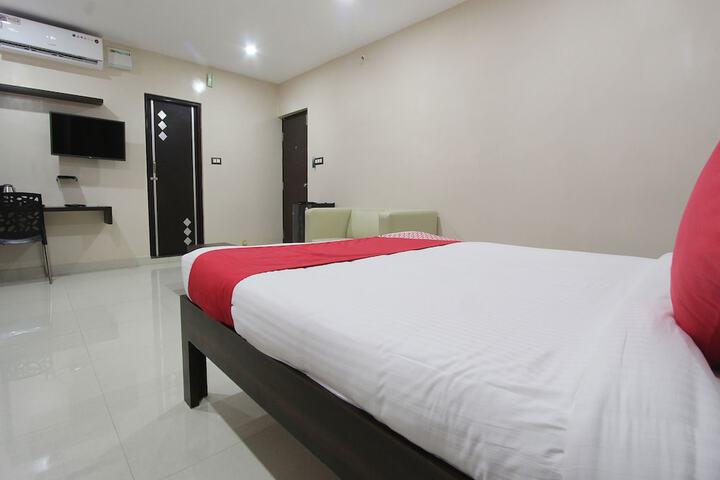 Room 14 of 32