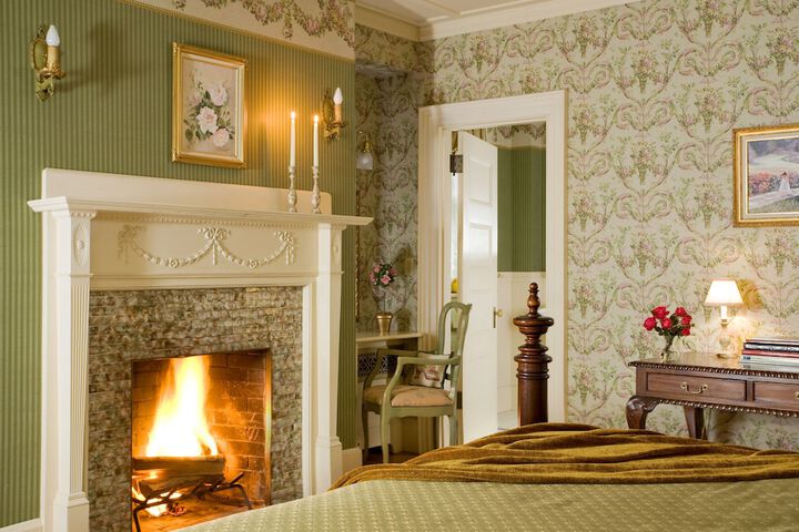 Room 40 of 82