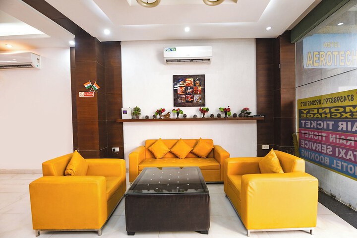 Hotel Interior 10 of 35