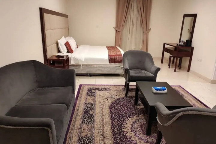 Room 3 of 16