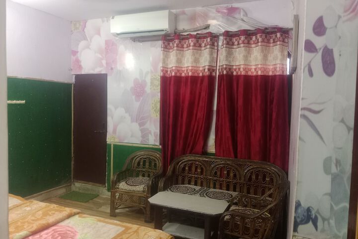 Room 20 of 35
