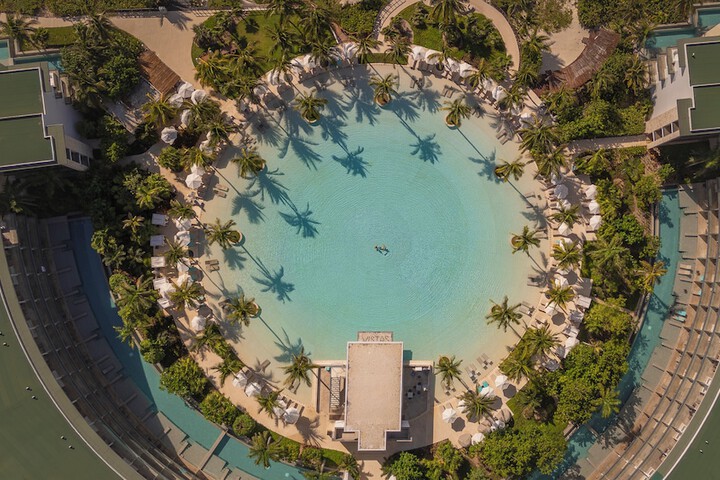 Pool 74 of 152