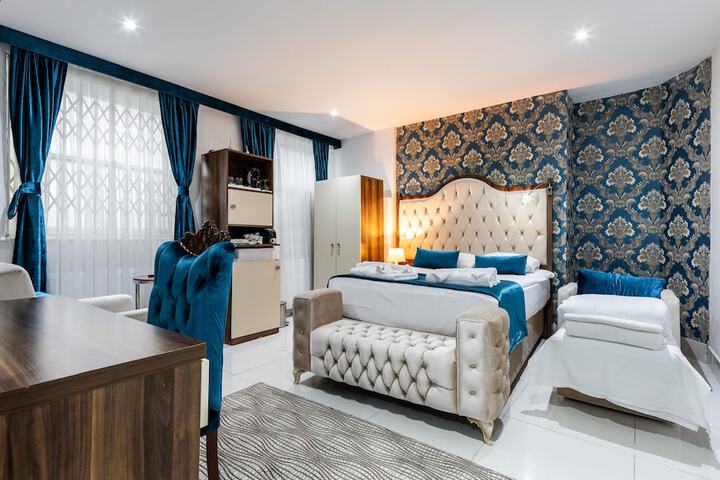 Room 55 of 112