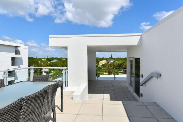 Terrace/Patio 93 of 109