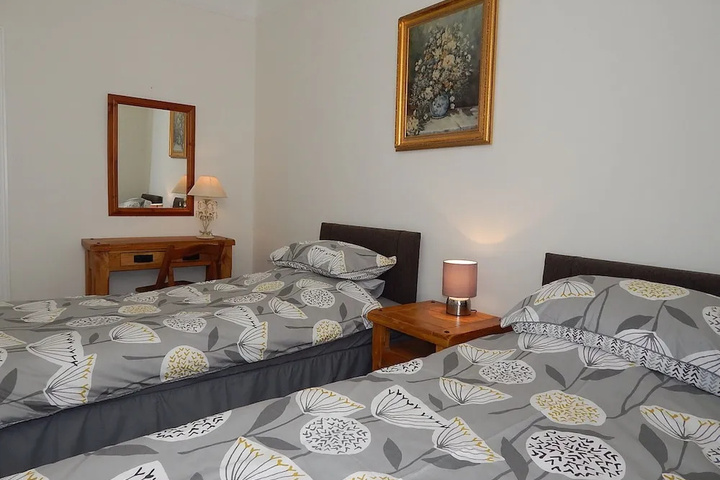 Room 2 of 15