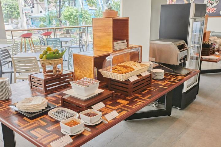 Dining Photos