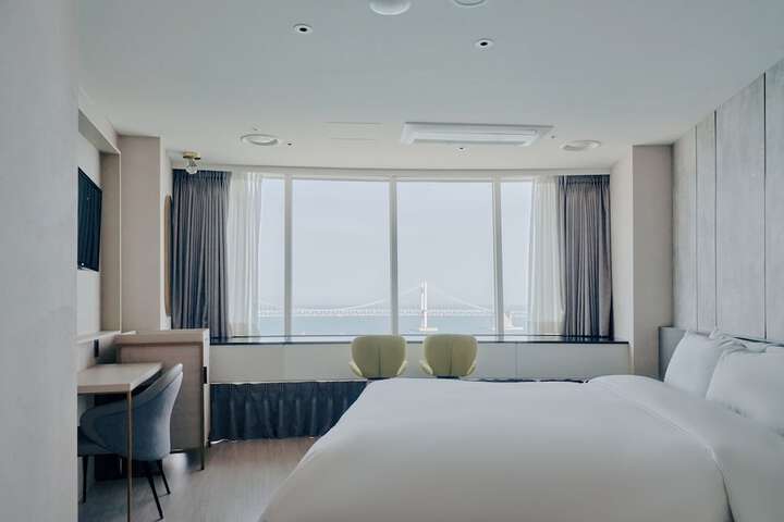 Room 20 of 72