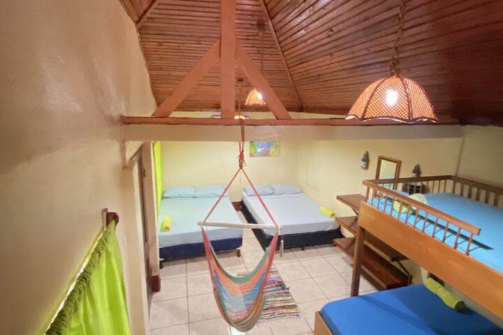 Room 18 of 65