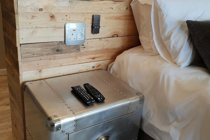 Room 13 of 50