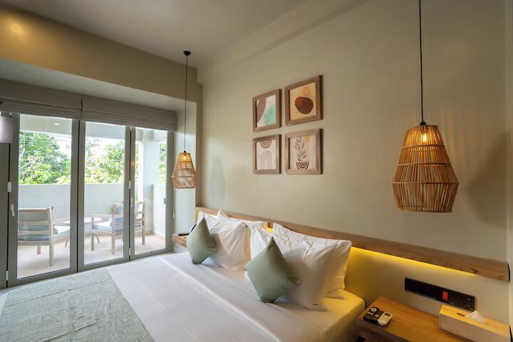 Room 51 of 222