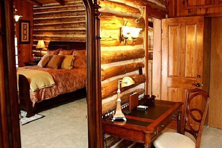 Room 9 of 29