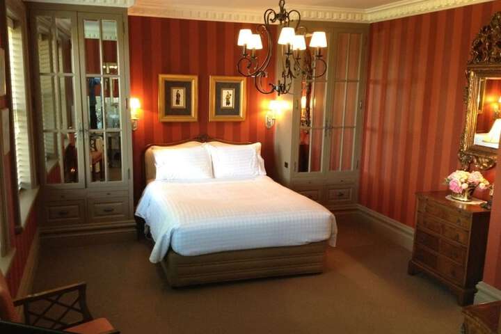 Room 3 of 29