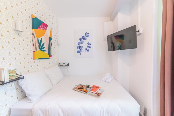 Room 15 of 52