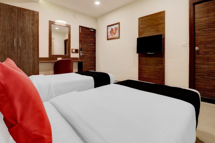 Room 18 of 35