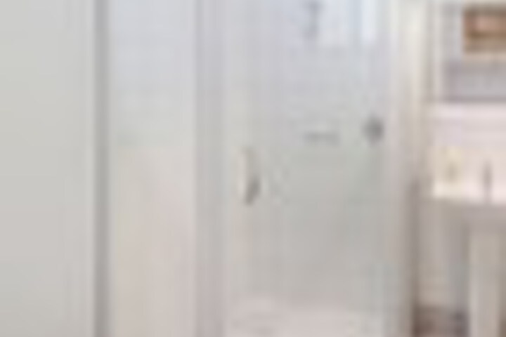 Room 83 of 111