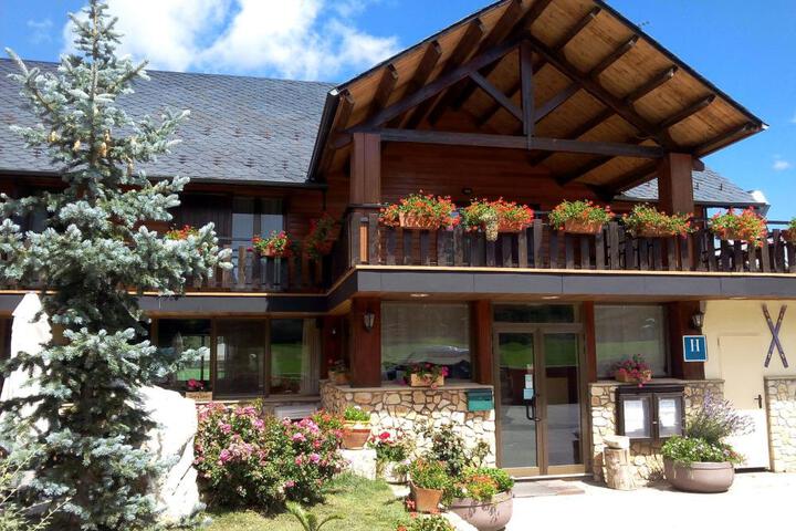 Hotel Avet