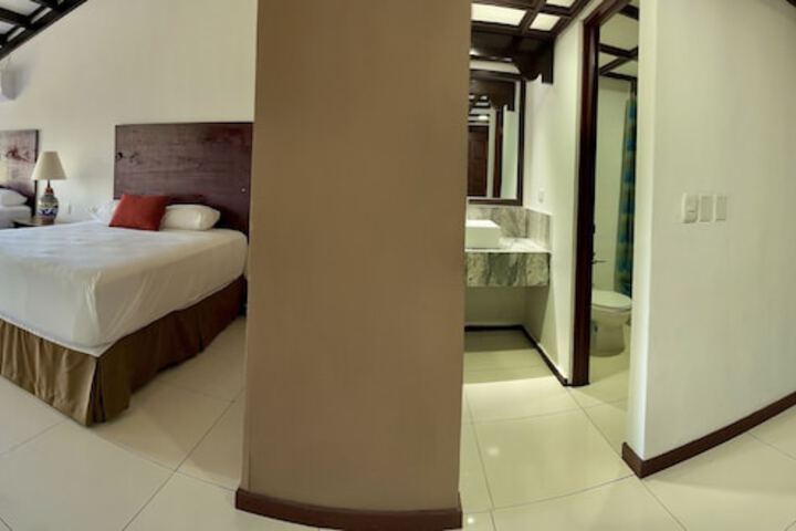 Room 20 of 189