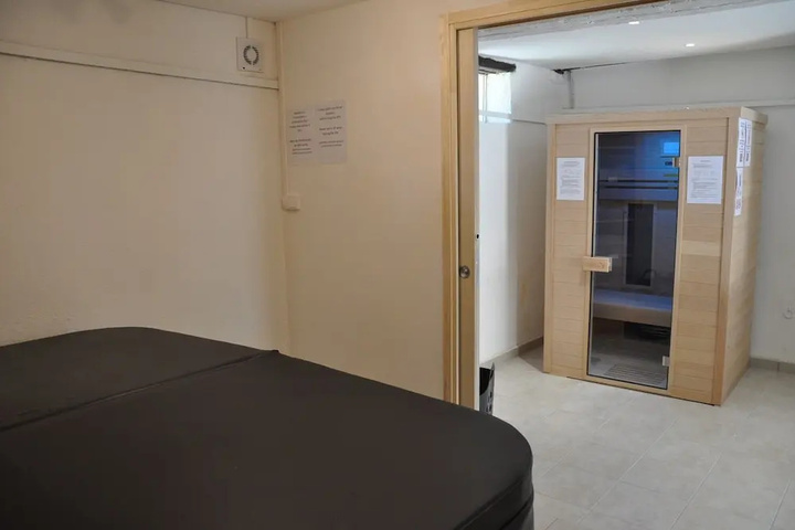 guest_rooms