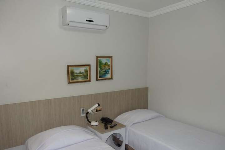 Room 41 of 64
