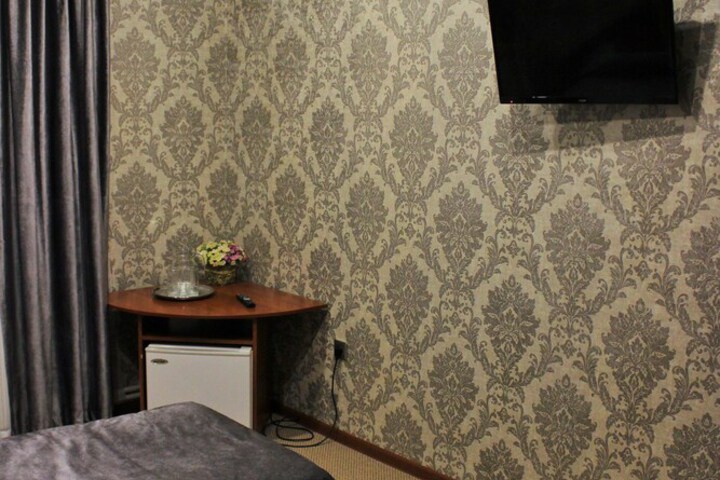 Room 8 of 46
