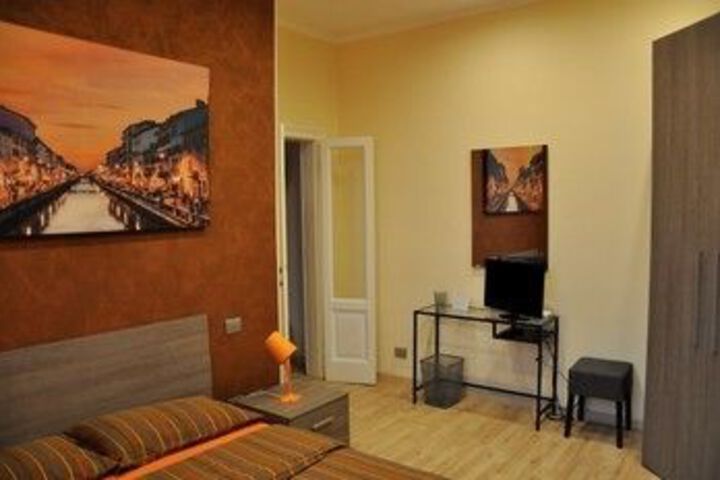 Room 8 of 21