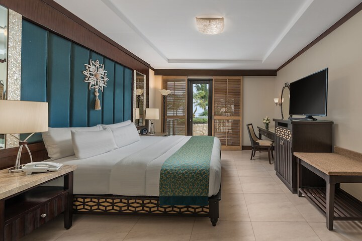Room 6 of 64
