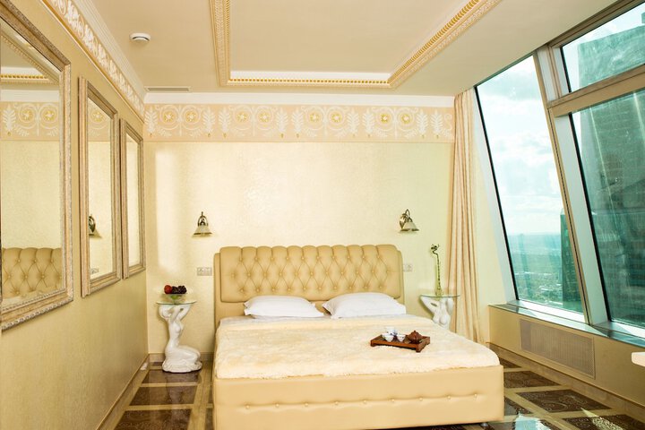 Room 13 of 62