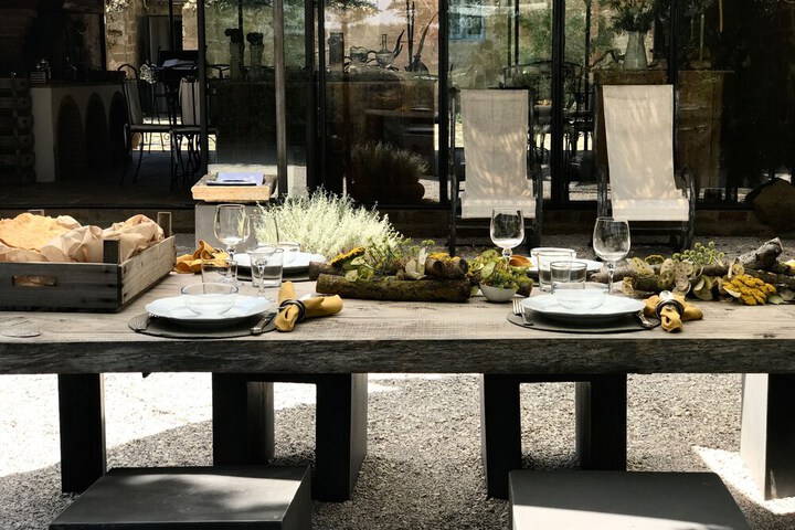 Dining 75 of 90