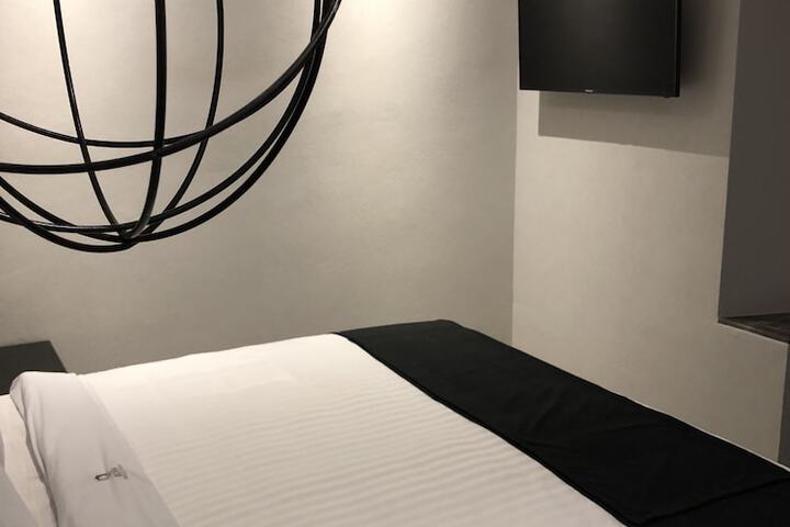 Room 22 of 49