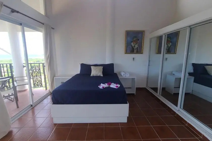 Sosua Mountain top Ocean View Mansion Great for pa
