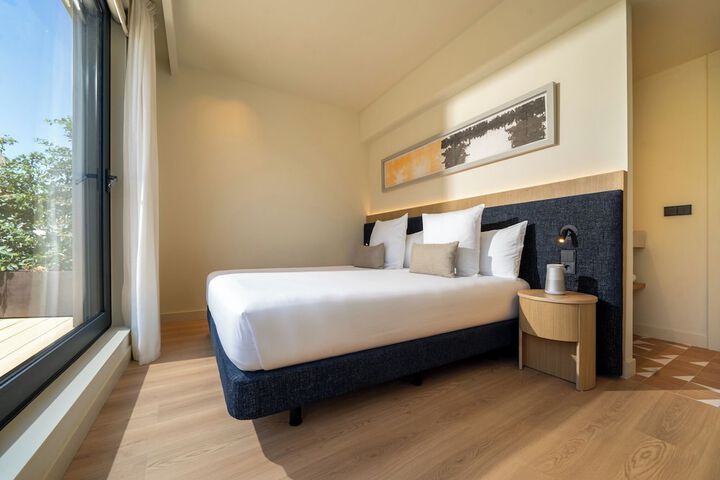 Room 30 of 109