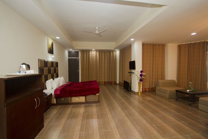 Room 21 of 64