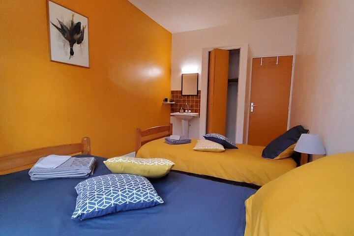 Room 16 of 39