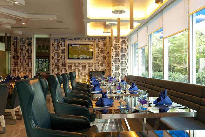 Dining 66 of 78