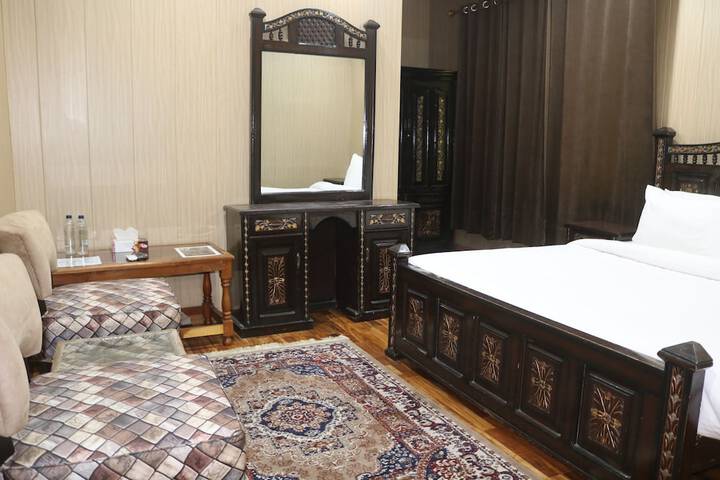 Room 17 of 45