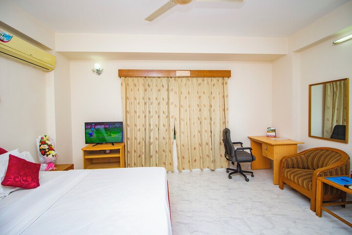 Room 27 of 43