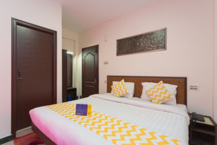 Room 21 of 32