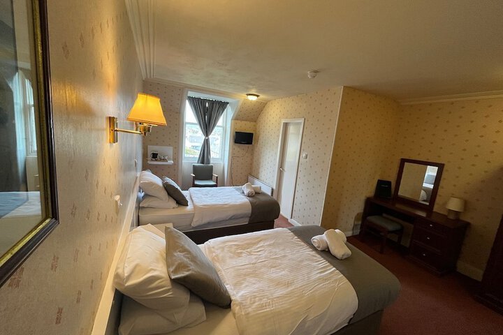 Room 54 of 132