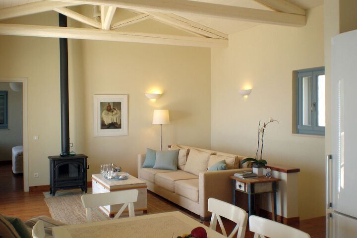 Room 15 of 48