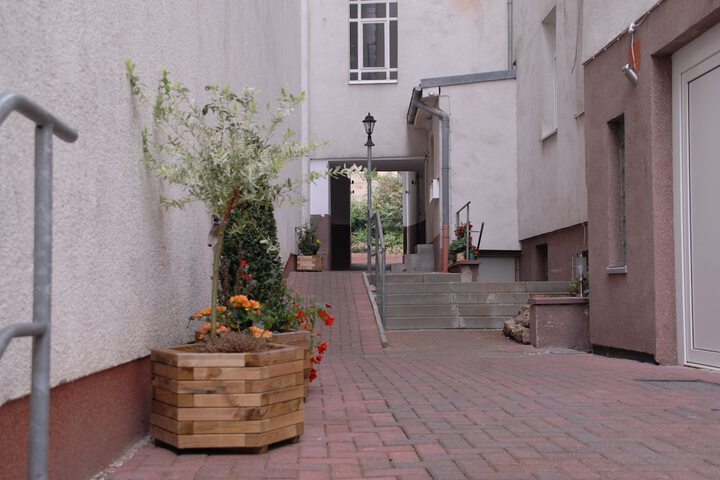 Hotel Exterior 141 of 149