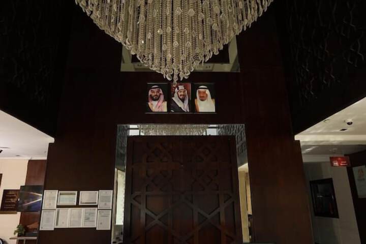 Hotel 3 of 82