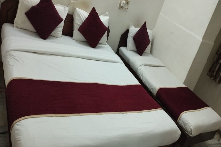 Room 7 of 7