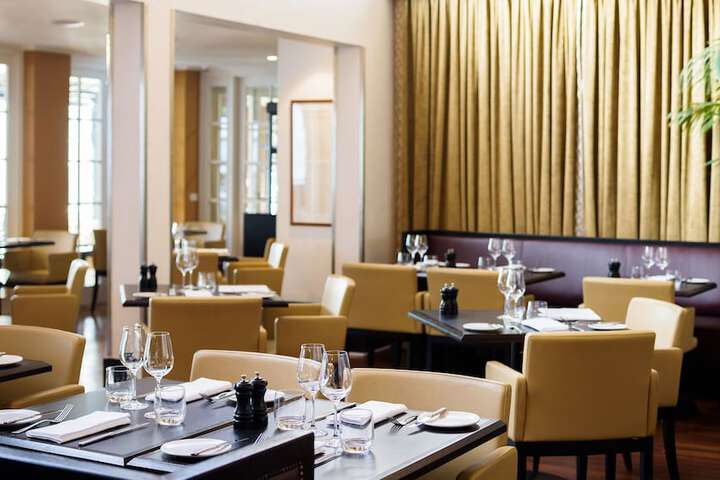 Dining 48 of 66