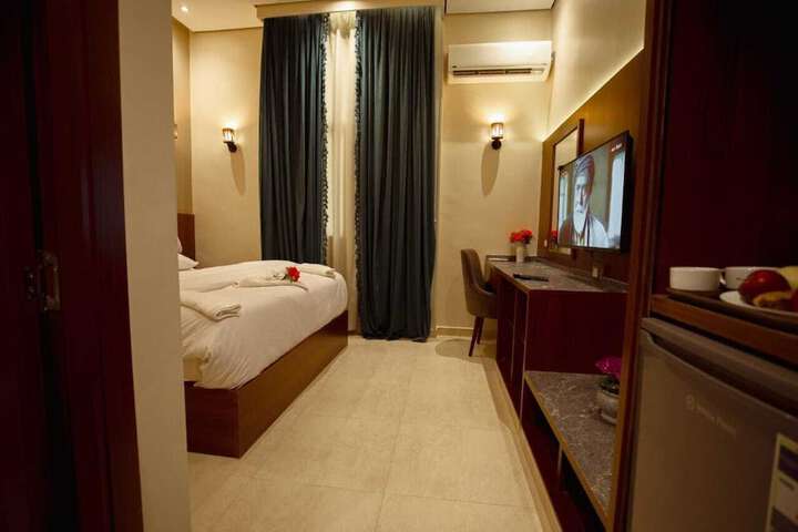 Room 64 of 110
