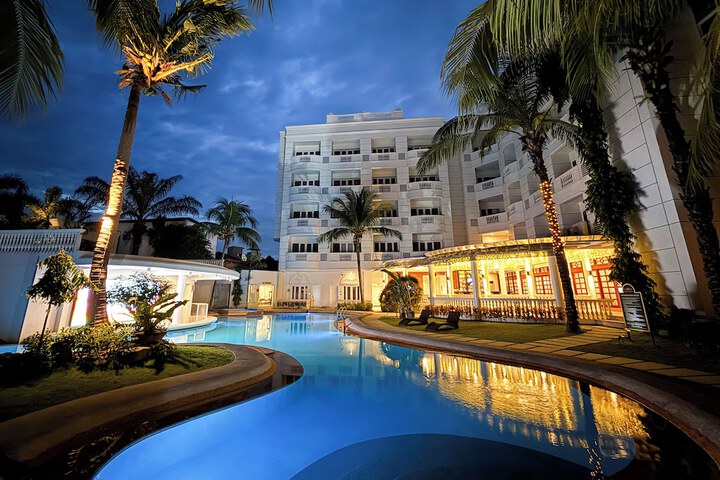 Madison Crown Hotel