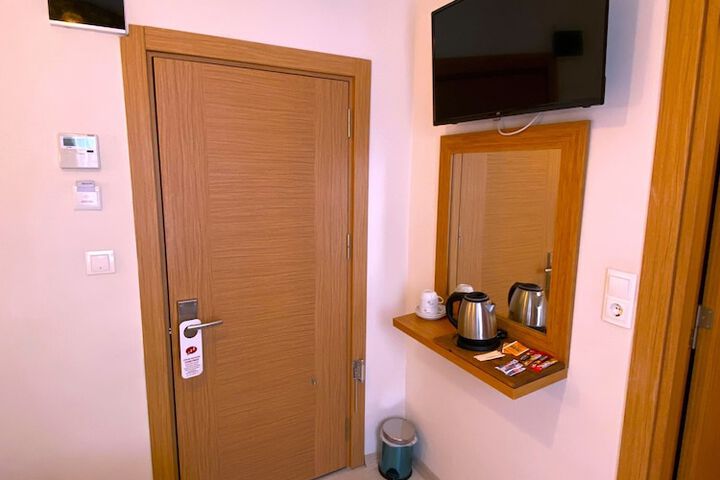 Room 35 of 99