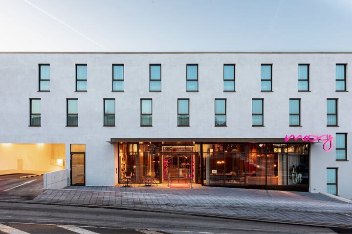 Hotel 85 of 87