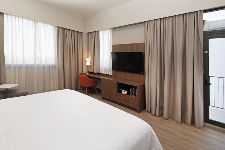 Room 21 of 110